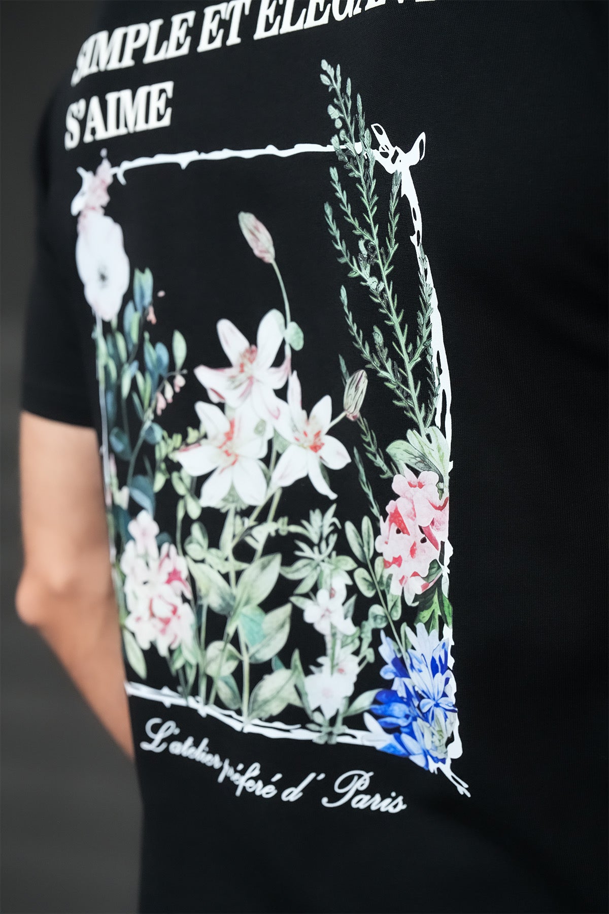 Elegant Tee