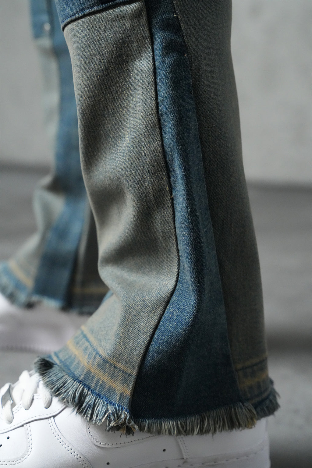 Heavy Flaired Jeans
