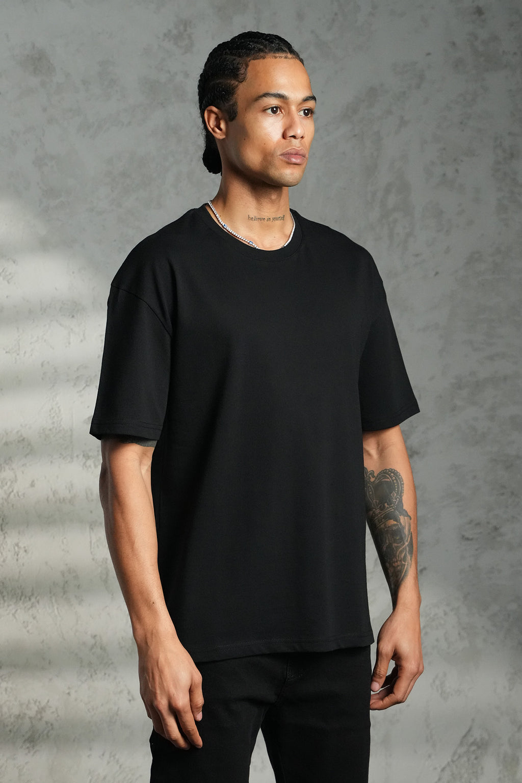Basic IK Tee