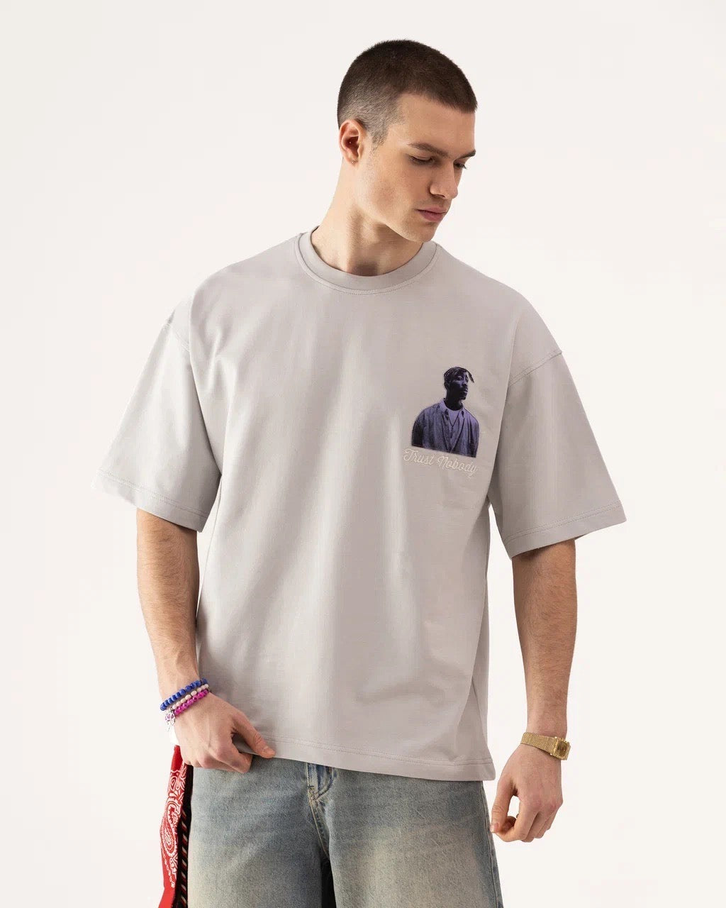 TUPAC TRUST NOBODY