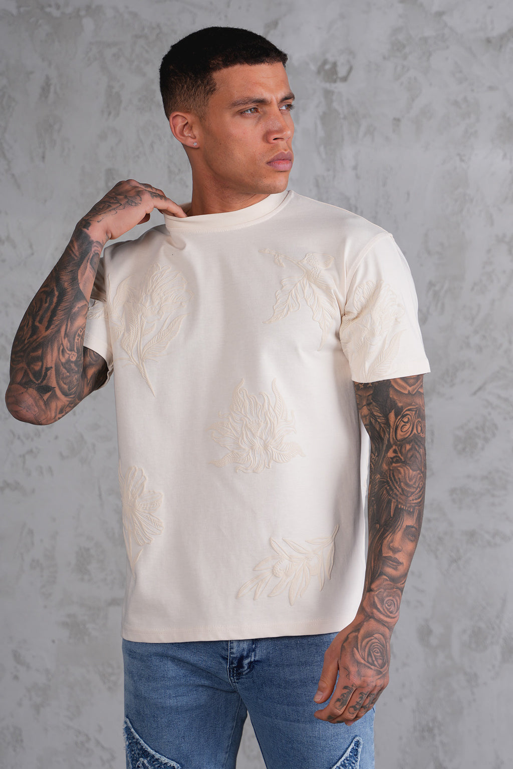 engraved flowers Tee