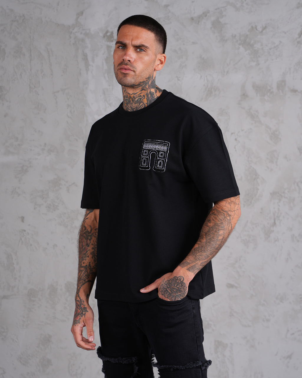 Mona Tee Basic Drip