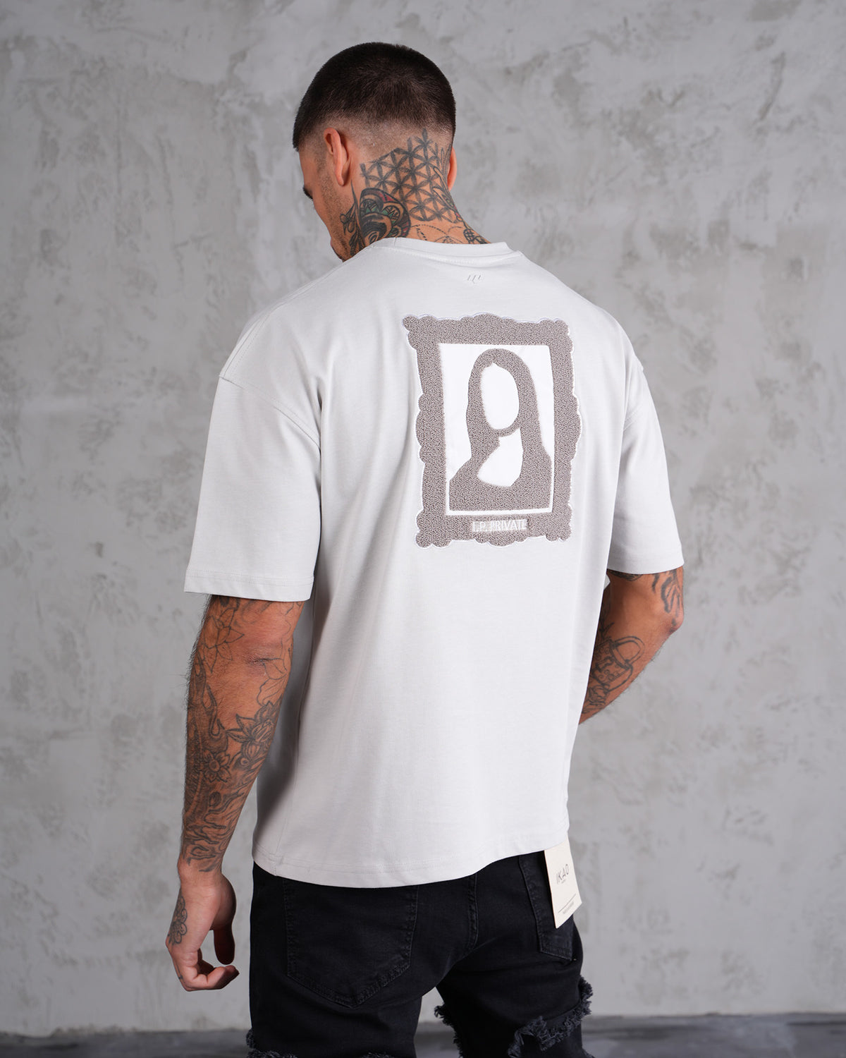 Mona Tee Basic Drip