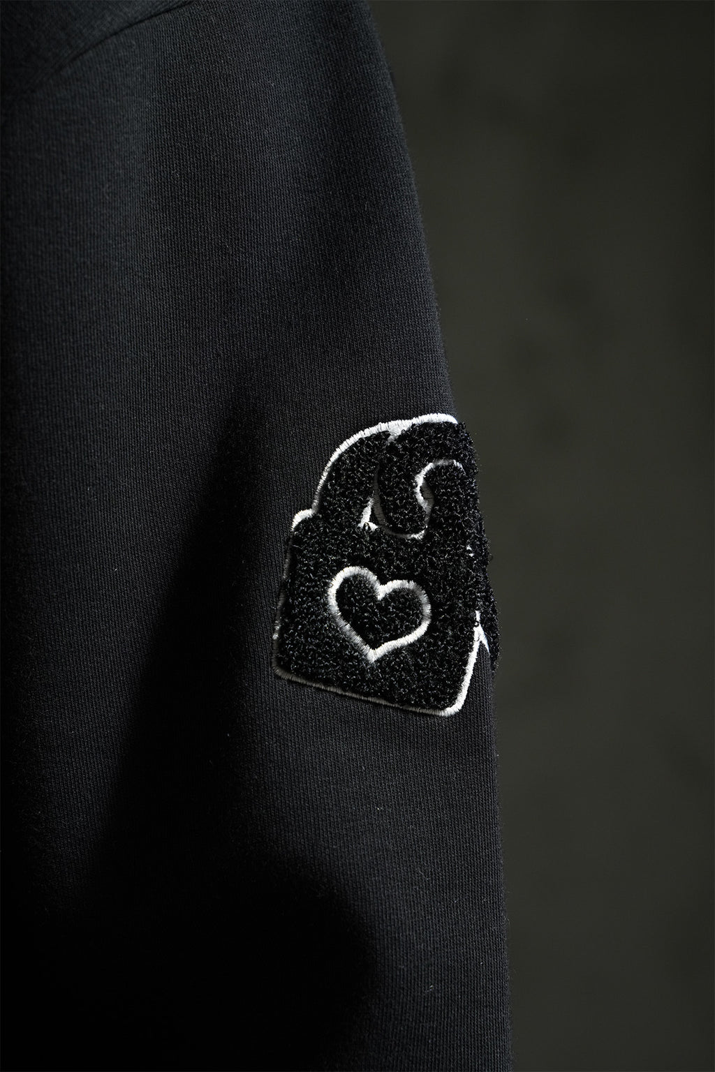 Mona Lisa Zipper