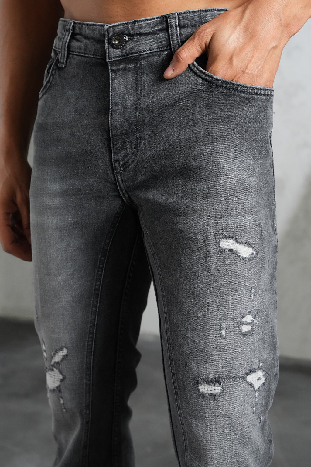Flaired Basic Ripped Black
