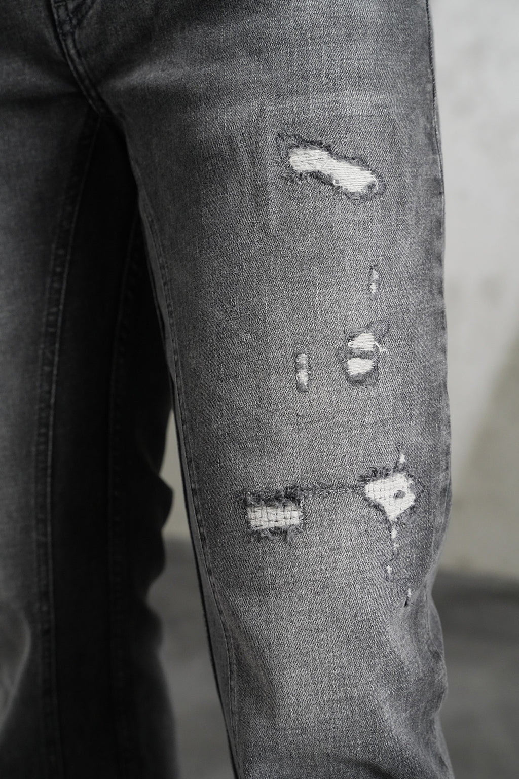 Flaired Basic Ripped Black