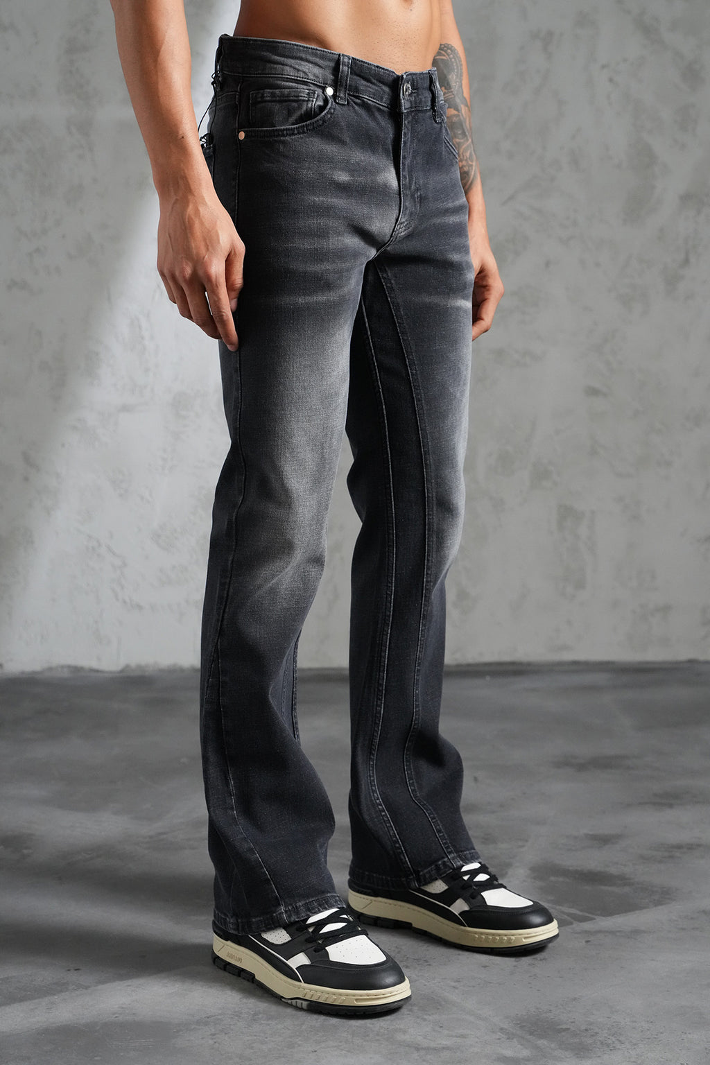 Flaired Denim Basic Black
