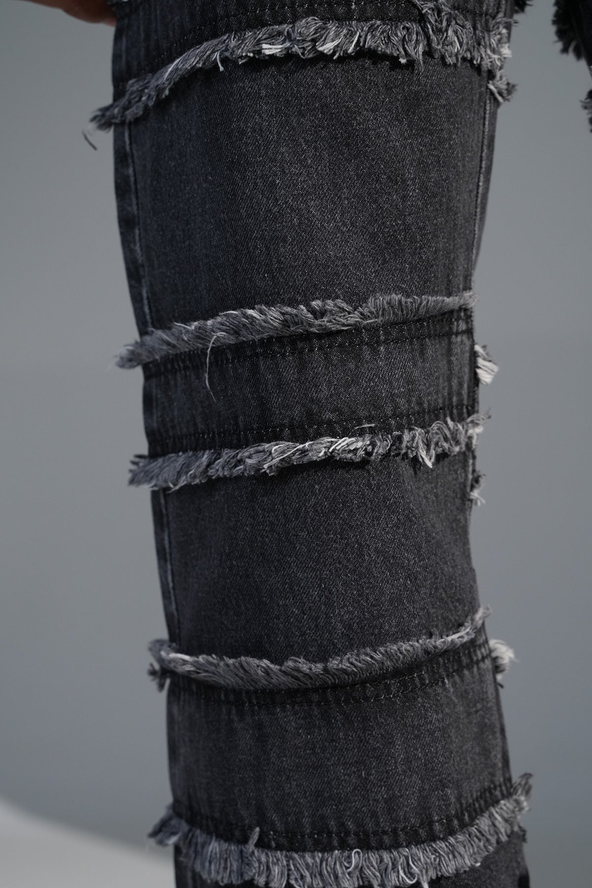 Flaired Baggy Ripped Drip Grey