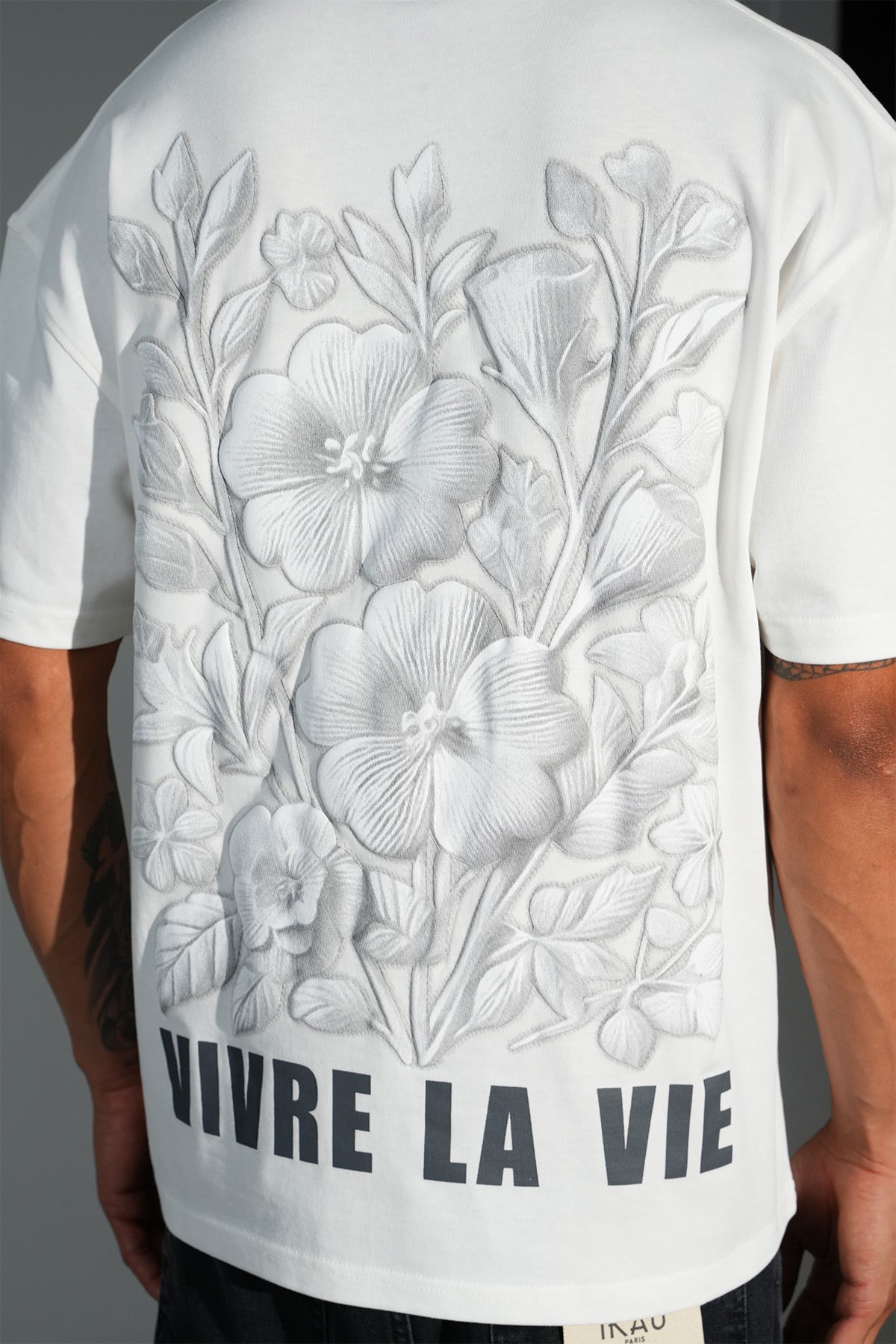 Vivre Tee
