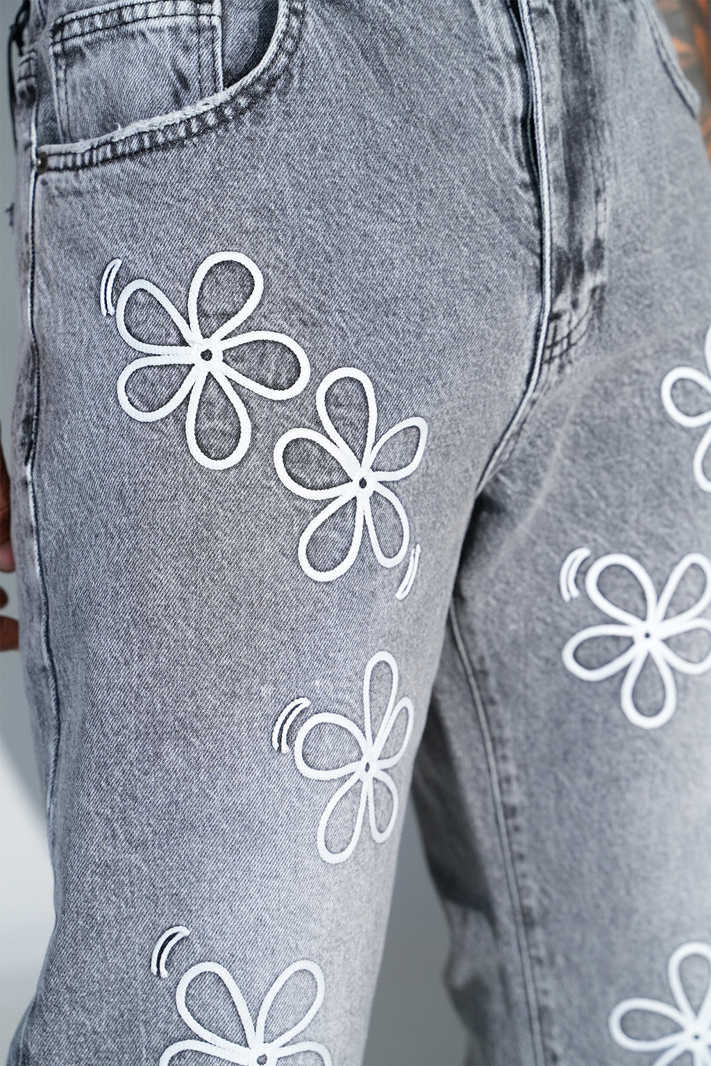 Flower Denim Jeans Grey