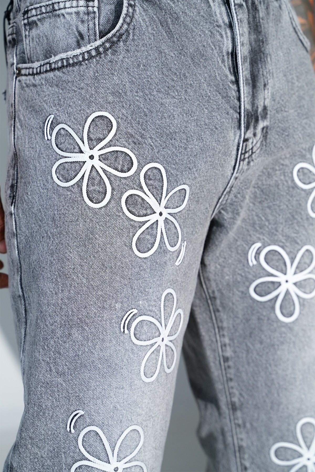 Flower Denim Jeans Grey